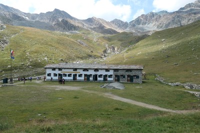 24 Aug Rifugio Vittorio Sella29.JPG